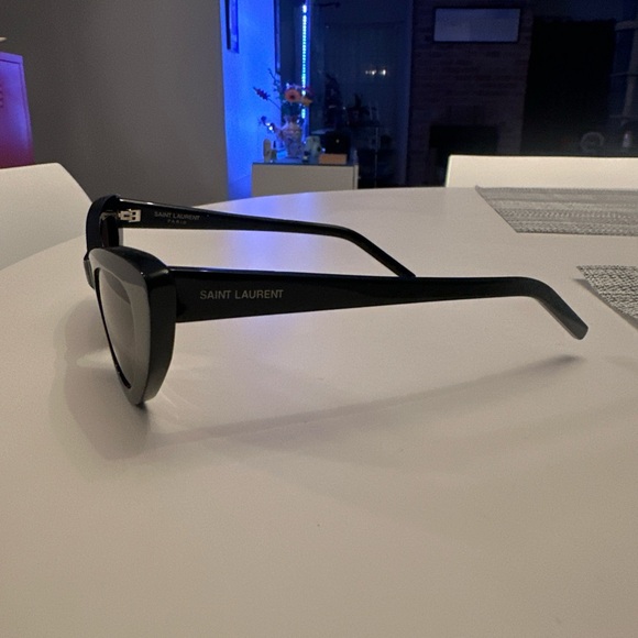 Saint Laurent Acetate Lily SL213 Cat Eye Sunglasses Black - Picture 3 of 5
